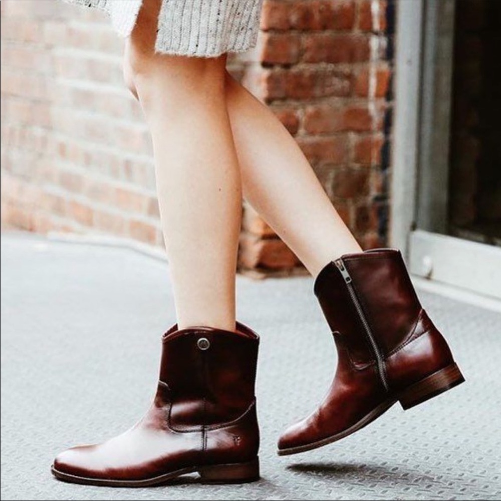 FRYE MELISSA BUTTON SHORT BOOT